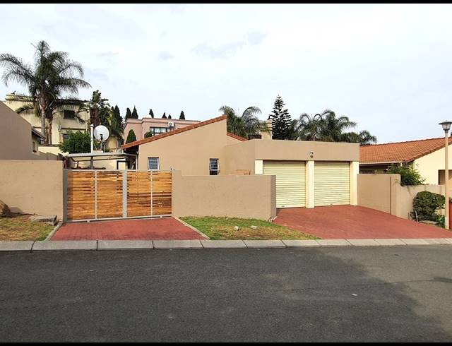 3 BEDROOM CLUSTER RENTED IN HALFWAY GARDENS
